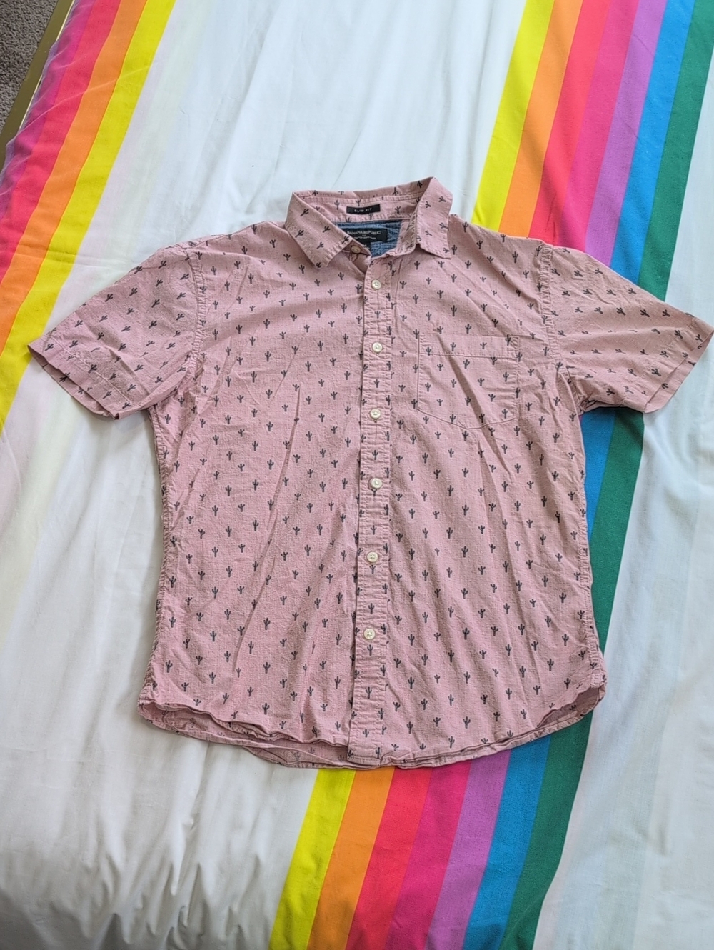 Banana Republic Men's Pink Cactus Print Short-Sleeve Button-Down Shirt